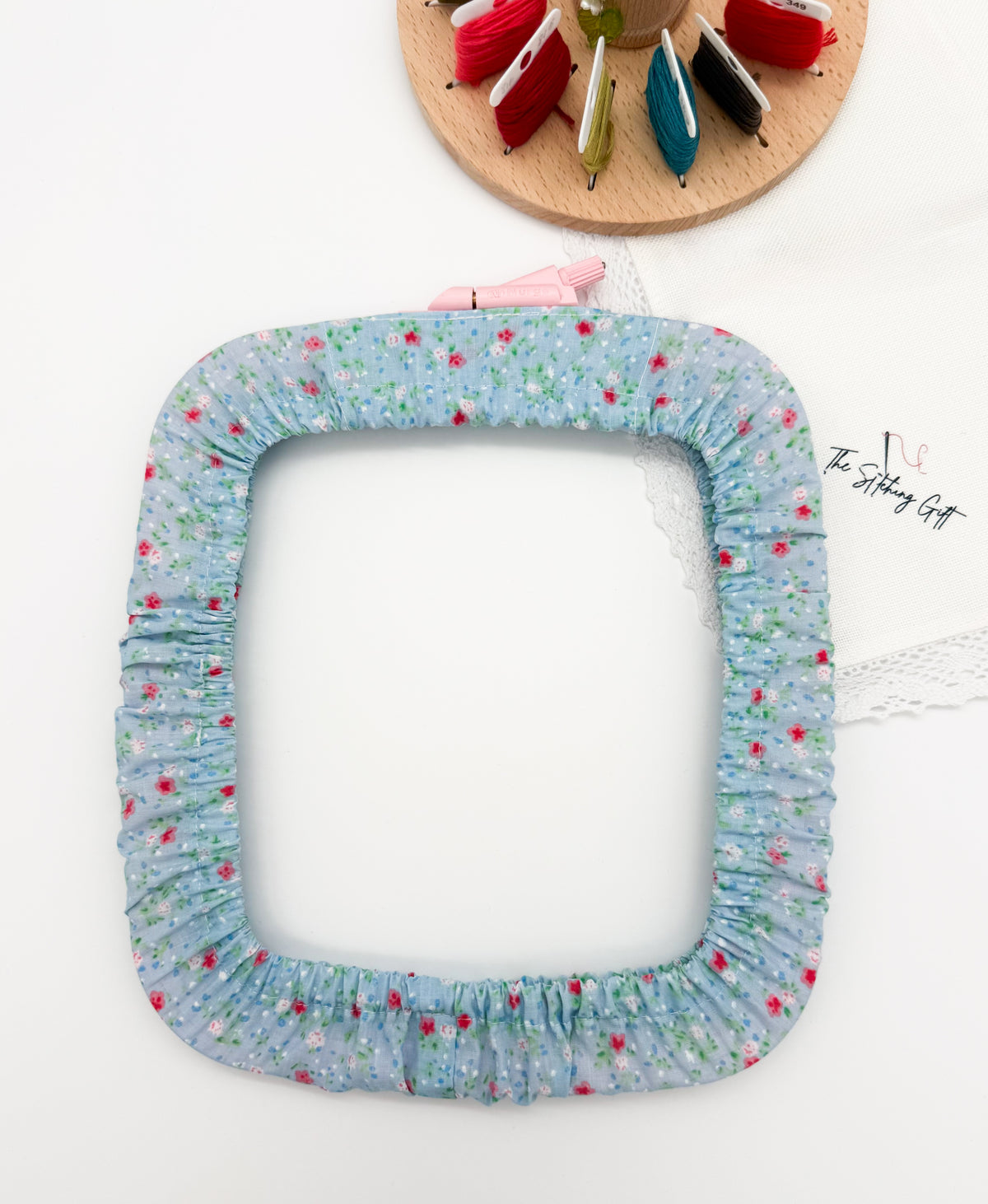 Cross Stitch Hoop cover 20–26 cm in diameter | Blue Floral