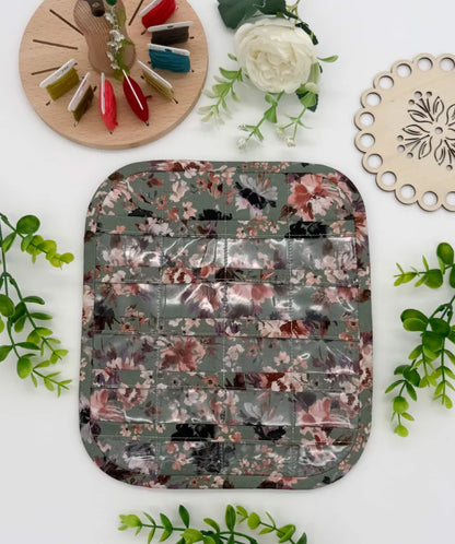Cross Stitch Bobbin Holder – 20-Pocket Clear Vinyl Organiser