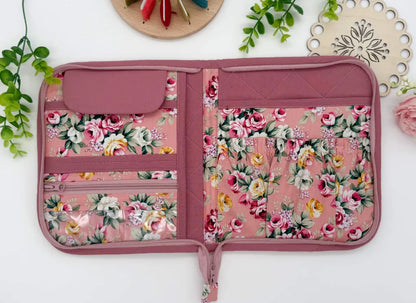 Cross Stitch Project Folder with Zipper – Travel Organiser for Hoop, Pattern & Supplies